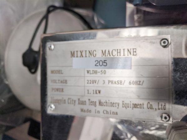 DOUBLE RIBBON MIXER LAB SIZE 7.5 Cft ALL STAINLESS STEEL 3 PHASE MOTOR ON CASTORS - Image 3